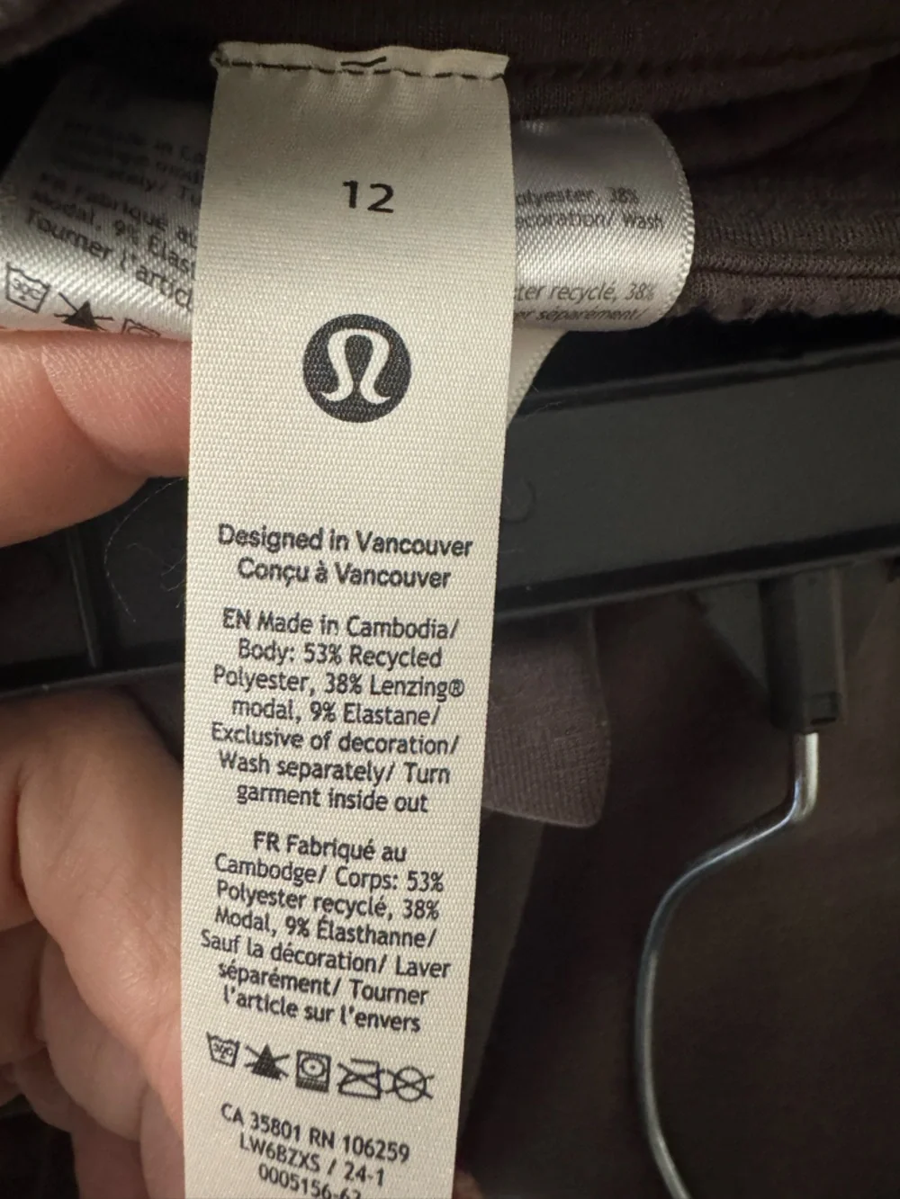 Lululemon Softstreme High-Rise Straight-Leg Cropped Pant Size 12